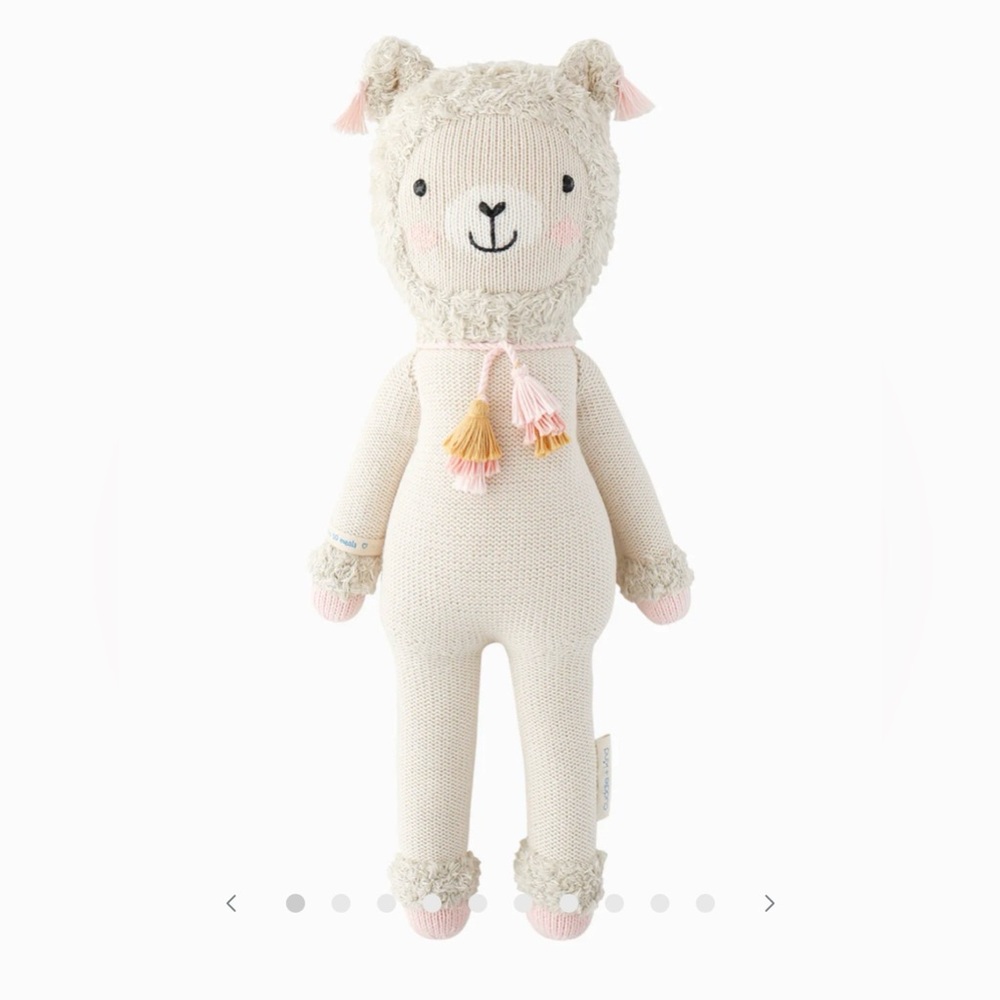 Lola the llama large